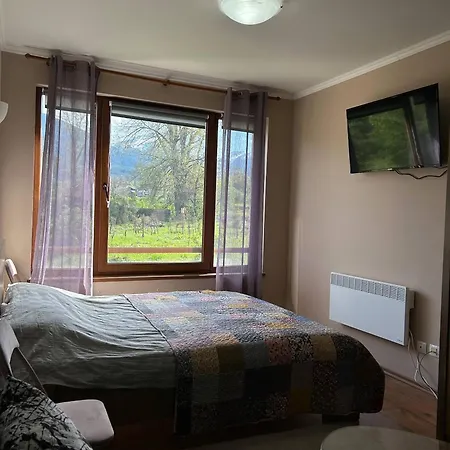 Cozy With Kitchen In *